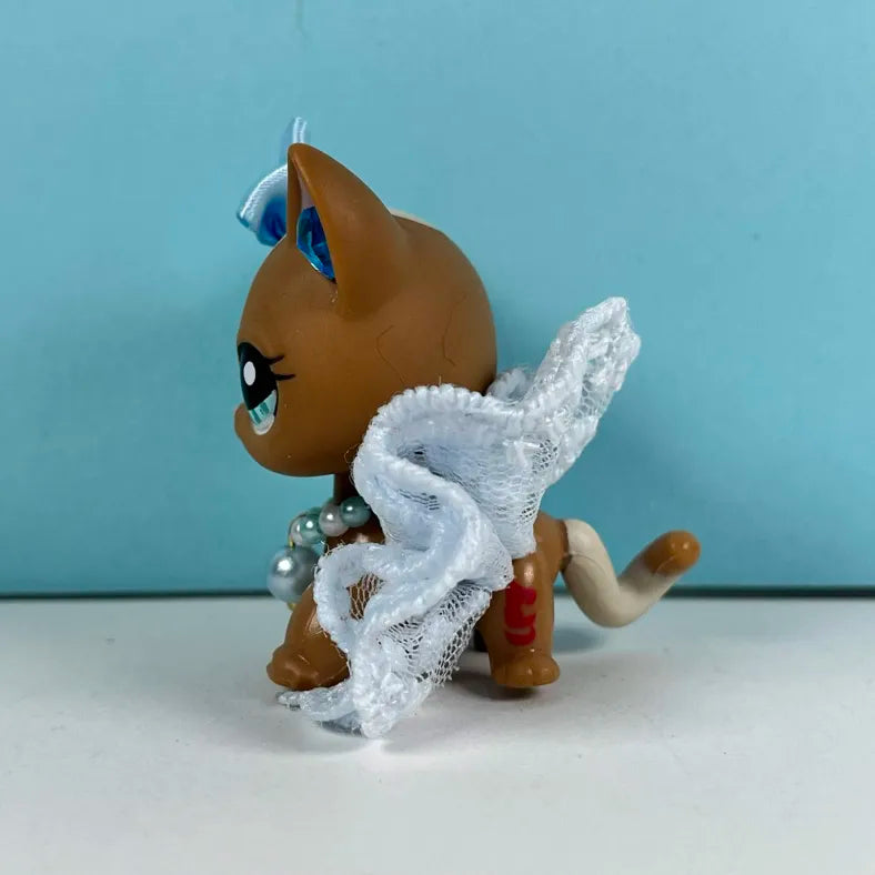 Light blue LPS outfit