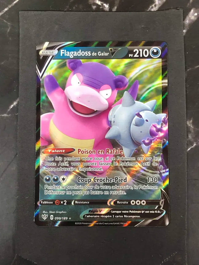 Carte Pokémon Flagadoss de Galar V Ténèbres Embrasées