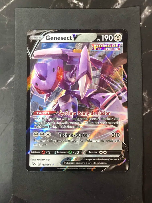 Carte Pokémon Genesect V Poing de Fusion