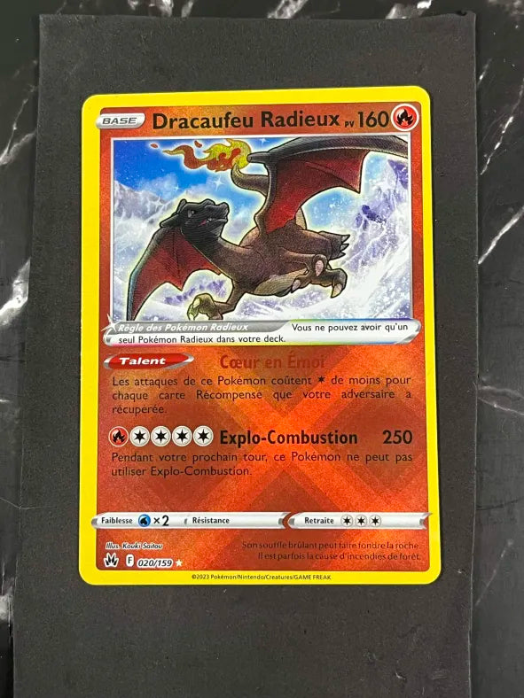 Carte Pokémon Dracaufeu Radieux Zénith Suprême