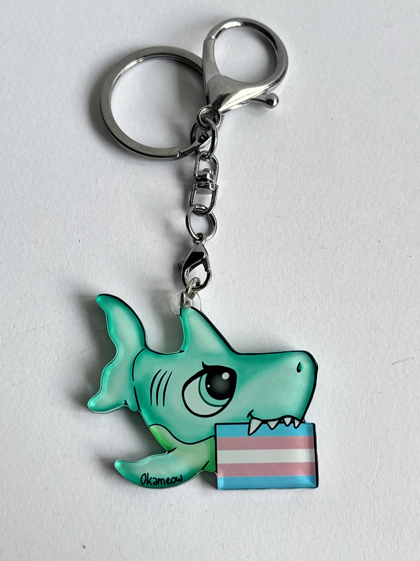 Porte-clés LPS Requin transgenre